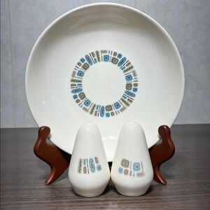 Vintage Temporama Atomic 60’s Salt and Pepper Shakers and 8 inch round bowl